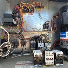 Repair-Roof-Top-Unit-RTU-replacing-contactors 1